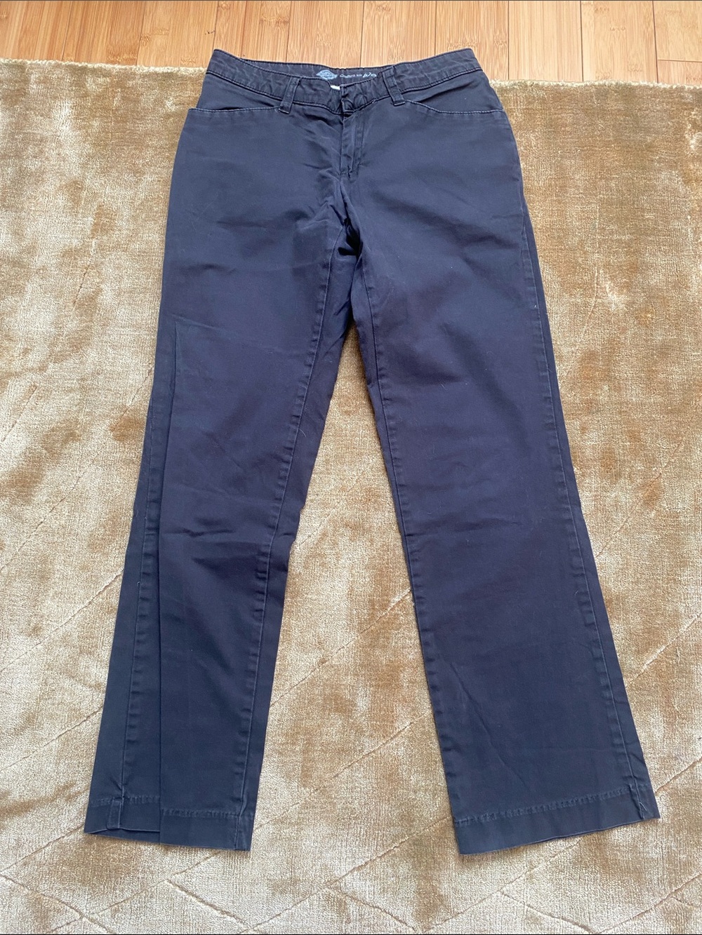 Women’s dark gray Straight-Leg Jeans